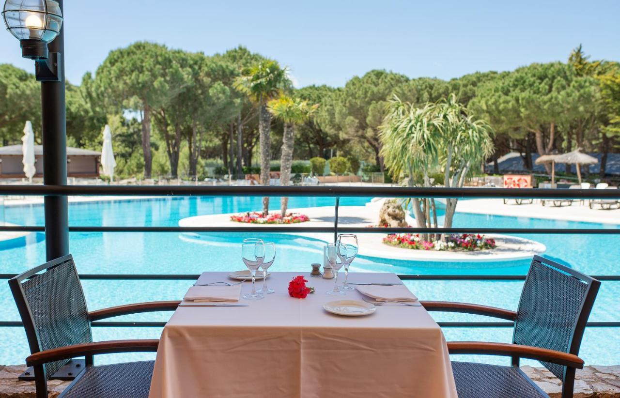 La Costa Hotel Golf & Beach Resort Pals Luaran gambar