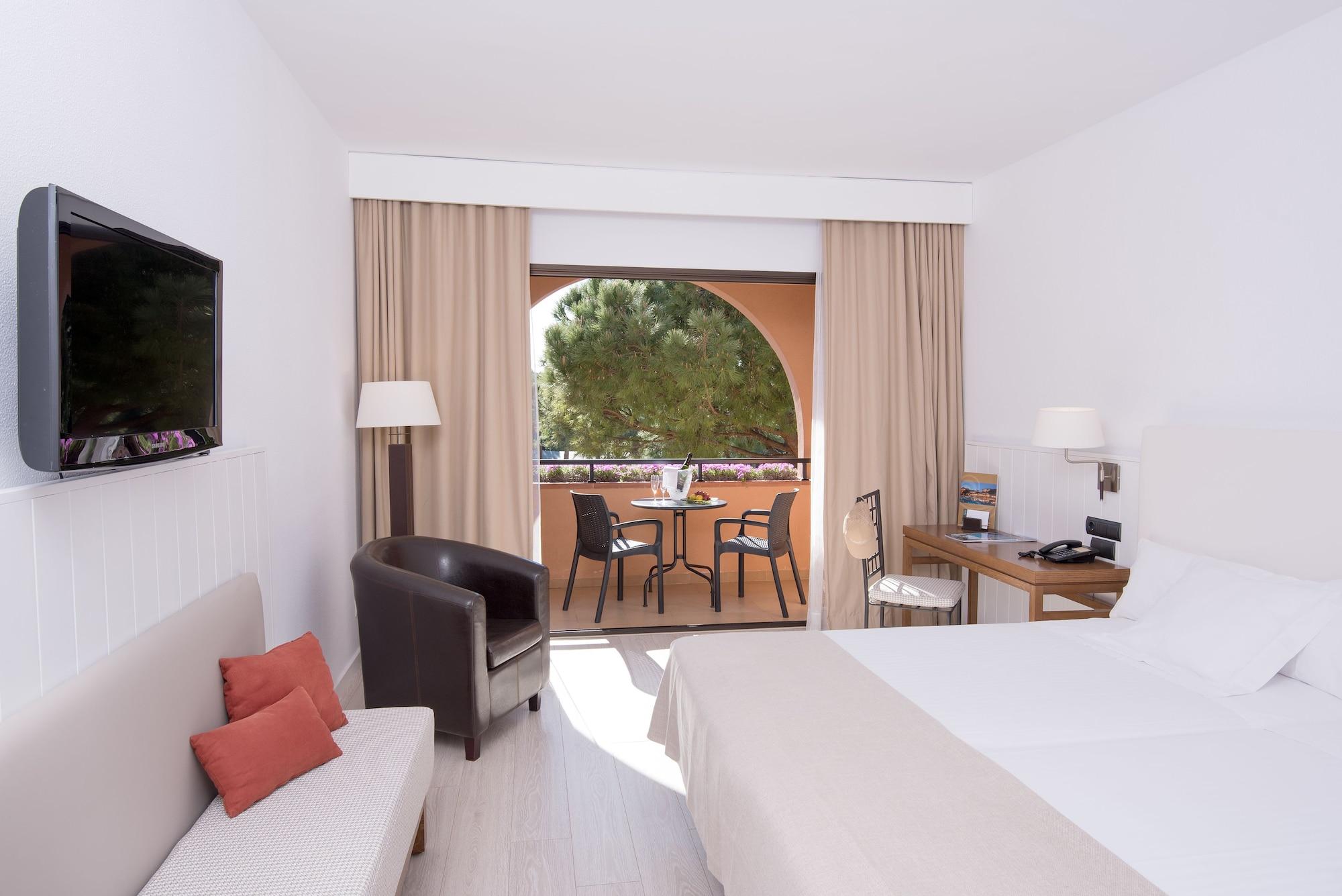 La Costa Hotel Golf & Beach Resort Pals Luaran gambar