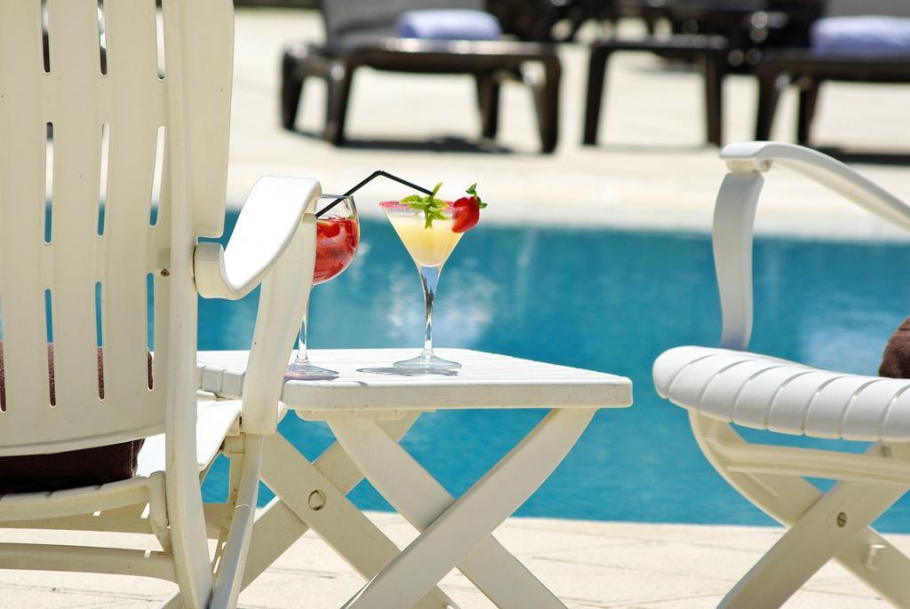 La Costa Hotel Golf & Beach Resort Pals Luaran gambar