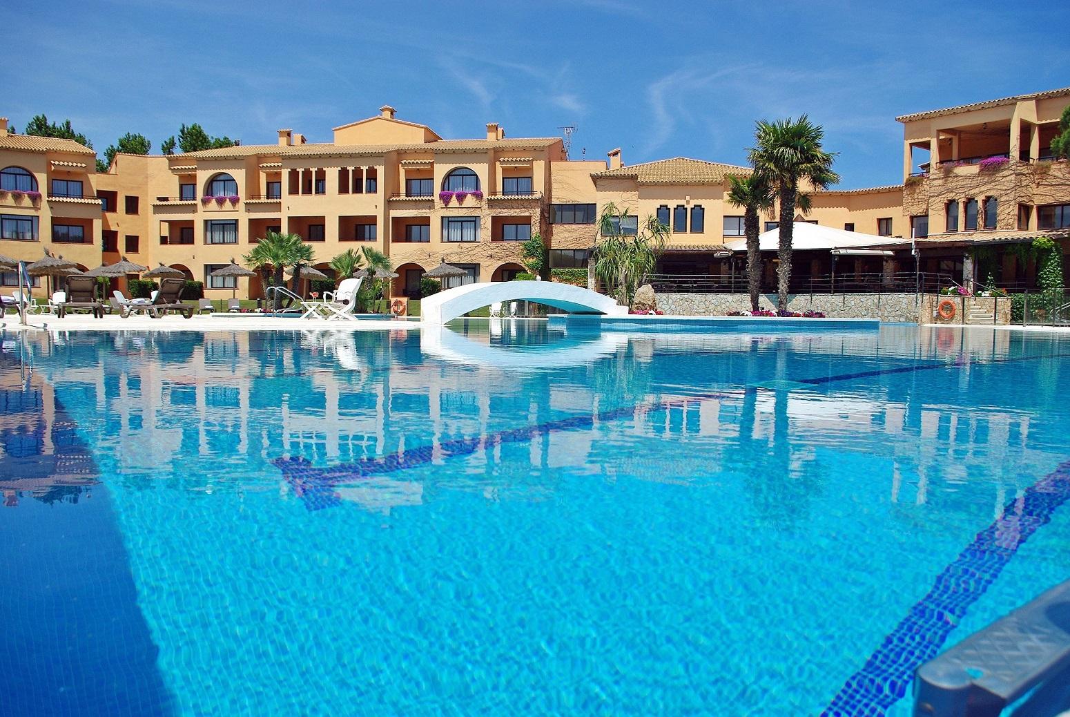 La Costa Hotel Golf & Beach Resort Pals Luaran gambar